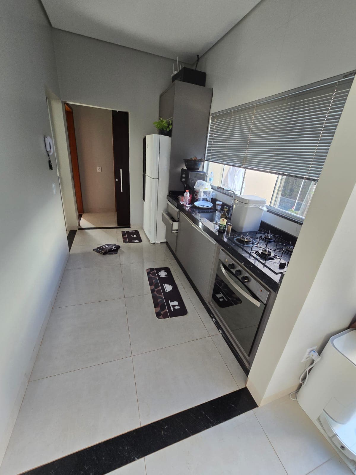 Cozinha planejada - Casa de esquina ? venda na Avenida S?o Paulo